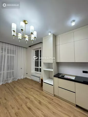 2-комнатная квартира, этаж 4 из 10, 52 м²