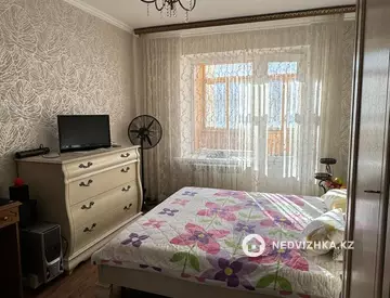 2-комнатная квартира, этаж 4 из 5, 56 м²