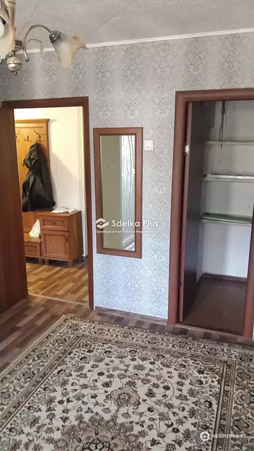 2-комнатная квартира, этаж 3 из 5, 48 м²