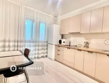 70 м², 2-комнатная квартира, этаж 10 из 15, 70 м², на длительный срок, изображение - 5