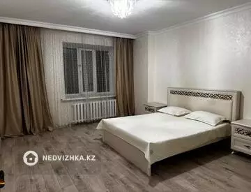 2-комнатная квартира, этаж 4 из 12, 78 м², на длительный срок