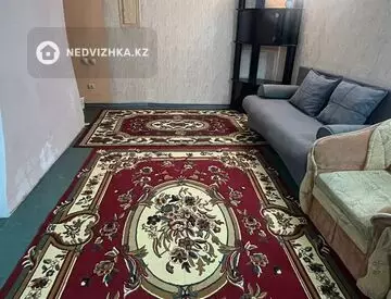 1-комнатная квартира, этаж 4 из 5, 30 м²