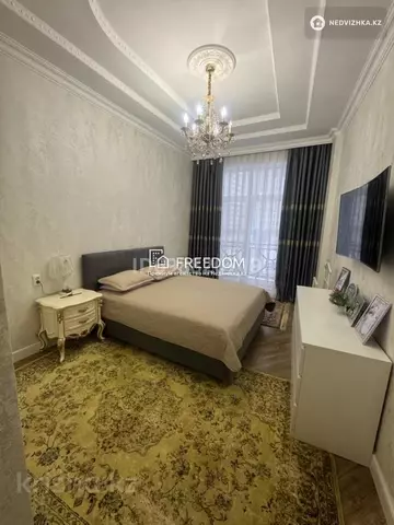 5-комнатная квартира, этаж 3 из 6, 147 м²