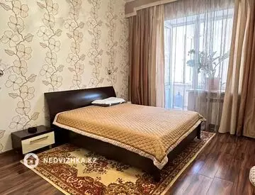 4-комнатная квартира, этаж 3 из 5, 109 м²