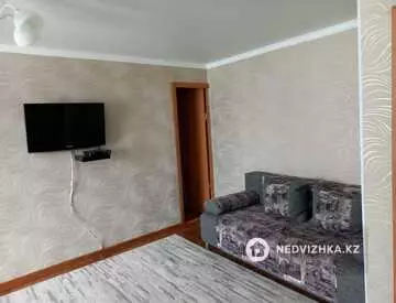 3-комнатная квартира, этаж 4 из 4, 43 м²