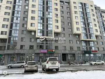 2-комнатная квартира, этаж 8 из 10, 72 м²