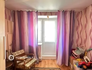 4-комнатная квартира, этаж 4 из 5, 77 м²