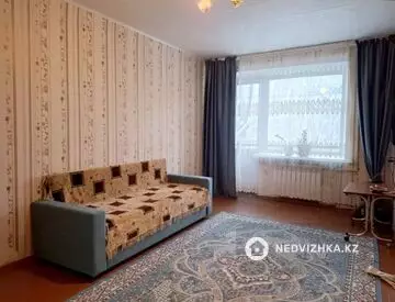 3-комнатная квартира, этаж 3 из 5, 59 м²