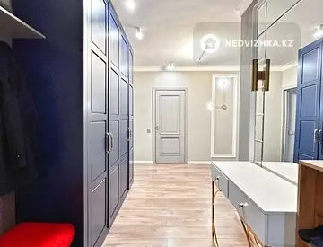 3-комнатная квартира, этаж 8 из 12, 72 м²