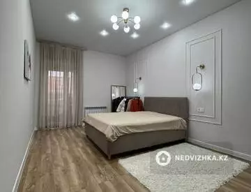 3-комнатная квартира, этаж 4 из 5, 132 м²