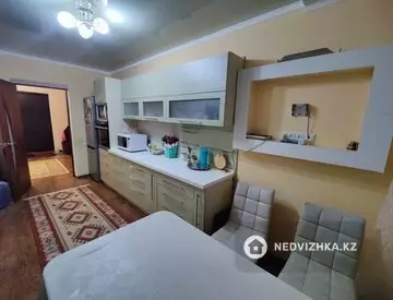 90.4 м², 2-комнатная квартира, этаж 5 из 5, 90 м², изображение - 4