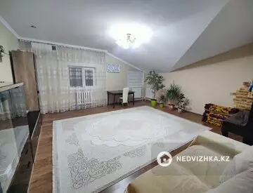 2-комнатная квартира, этаж 5 из 5, 90 м²