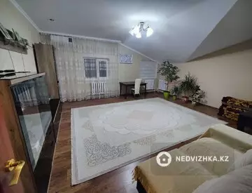 90.4 м², 2-комнатная квартира, этаж 5 из 5, 90 м², изображение - 0