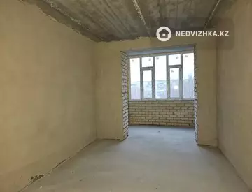 2-комнатная квартира, этаж 3 из 5, 63 м²