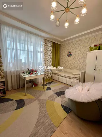 3-комнатная квартира, этаж 11 из 12, 126 м²