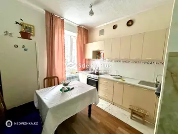 2-комнатная квартира, этаж 1 из 12, 57 м²