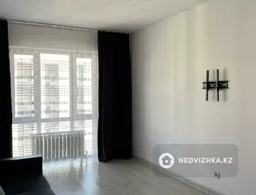 1-комнатная квартира, этаж 8 из 9, 45 м²