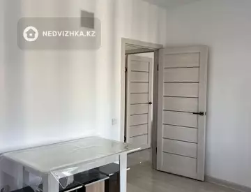 1-комнатная квартира, этаж 8 из 9, 45 м²