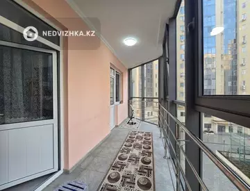 3-комнатная квартира, этаж 4 из 13, 102 м²