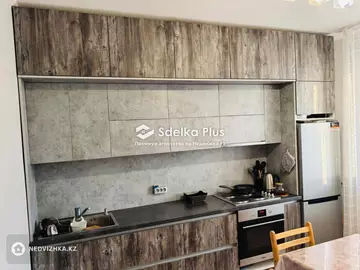 1-комнатная квартира, этаж 12 из 14, 38 м²