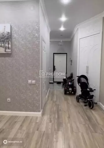 3-комнатная квартира, этаж 9 из 9, 98 м²