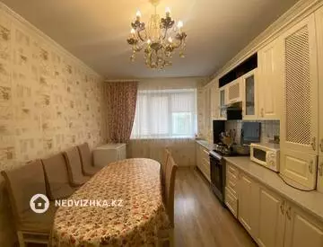 3-комнатная квартира, этаж 4 из 5, 98 м²