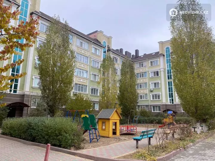 98 м², 3-комнатная квартира, этаж 4 из 5, 98 м², изображение - 1