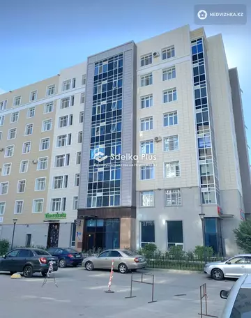 4-комнатная квартира, этаж 2 из 8, 117 м²