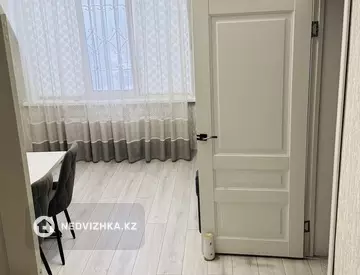 1-комнатная квартира, этаж 10 из 10, 46 м²