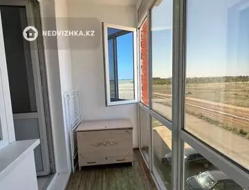 3-комнатная квартира, этаж 3 из 3, 103 м²