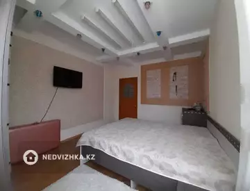 2-комнатная квартира, этаж 2 из 6, 66 м²