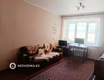 1-комнатная квартира, этаж 9 из 9, 35 м²