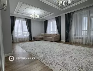 4-комнатная квартира, этаж 11 из 14, 169 м²