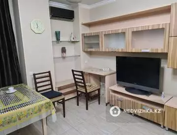 2-комнатная квартира, этаж 5 из 25, 45 м²