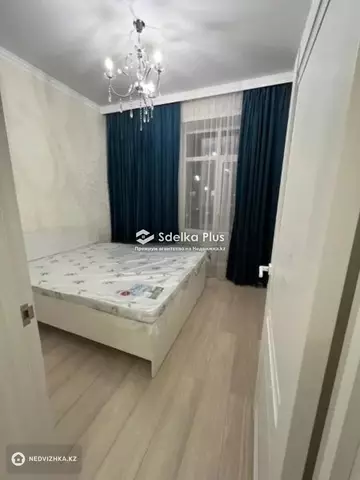 2-комнатная квартира, этаж 1 из 10, 40 м²