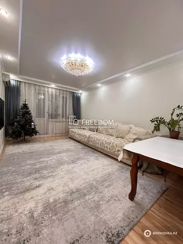 3-комнатная квартира, этаж 11 из 13, 93 м²