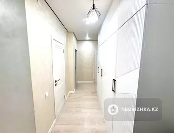 3-комнатная квартира, этаж 3 из 14, 90 м²