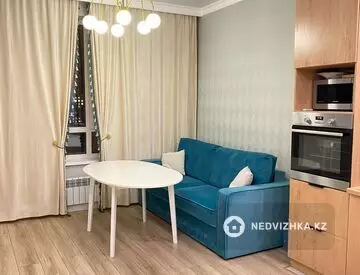 2-комнатная квартира, этаж 9 из 10, 70 м²