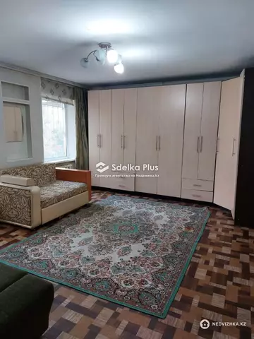 2-комнатная квартира, этаж 1 из 5, 44 м²