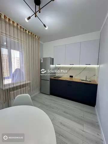 1-комнатная квартира, этаж 14 из 14, 41 м²