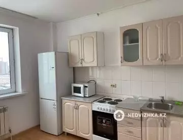 1-комнатная квартира, этаж 9 из 9, 40 м²