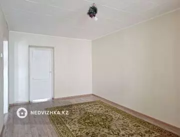 2-комнатная квартира, этаж 5 из 5, 45 м²