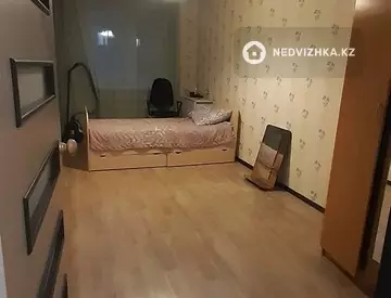 2-комнатная квартира, этаж 4 из 5, 45 м²