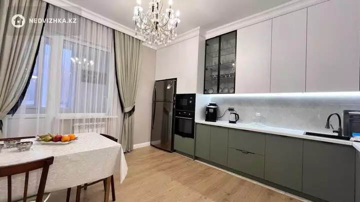 70 м², 2-комнатная квартира, этаж 12 из 14, 70 м², изображение - 1