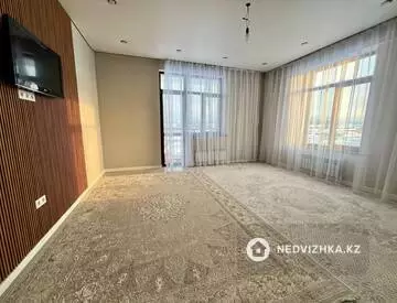 3-комнатная квартира, этаж 5 из 5, 95 м²