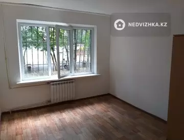 1-комнатная квартира, этаж 1 из 5, 13 м²