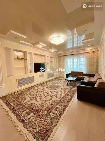 3-комнатная квартира, этаж 9 из 37, 140 м²