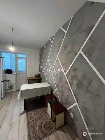 3-комнатная квартира, этаж 4 из 7, 71 м²