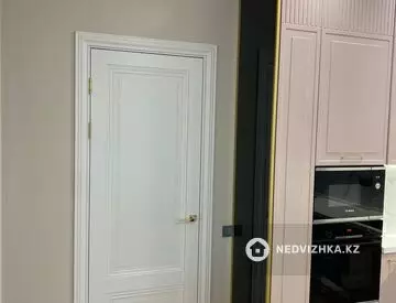 3-комнатная квартира, этаж 6 из 16, 110 м²