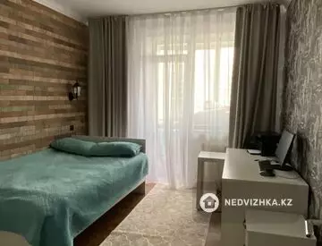 4-комнатная квартира, этаж 6 из 12, 96 м²